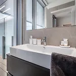 Appartamento Joivy Stylish Waterfront With Balcony & Parking In Genova
