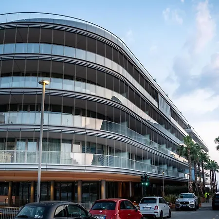 公寓 Joivy Stylish Waterfront With Balcony & Parking In 热那亚
