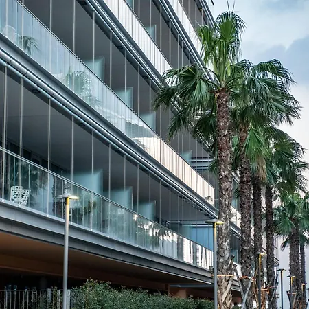 Joivy Stylish Waterfront With Balcony & Parking In * 热那亚